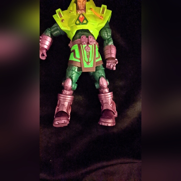 Lex Luthor DC Action Figure - Picture 5 of 6